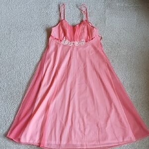 Vintage Vanity Fair Negligee Women's Size 6 Midi Princess Waist Coral Pink White